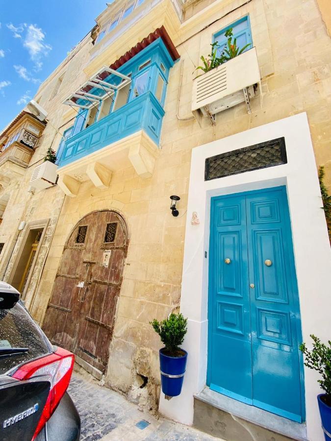 Maltese Town House Apartment วัลเลตตา ภายนอก รูปภาพ